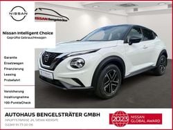 Pearl white/black m Gebraucht 2022 Nissan Juke N-Connecta SUV | 20.995 € (Fairer Preis)