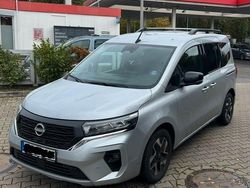 Grau Gebraucht 2023 Nissan Townstar Tekna Van | 25.200 € (Fairer Preis)