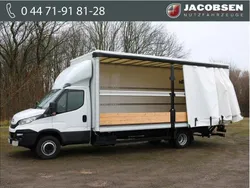 Weiss Gebraucht 2019 Iveco Daily | 45.208 €