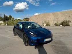 Blau Gebraucht 2022 Tesla Model 3 Performance Limousine | 31.999 € (Fairer Preis)