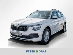 Candyweiss Gebraucht 2025 Skoda Kamiq Selection SUV | 21.980 € (Fairer Preis)