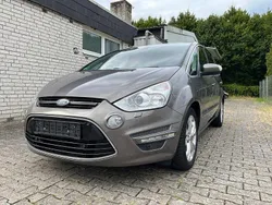 Braun Gebraucht 2012 Ford S-MAX Titanium Van / Kleinbus | 5.400 € (Guter Preis)