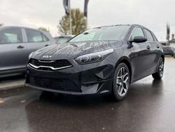 Zilinaschwarz metallic Neu 2025 Kia Ceed Kleinwagen | 26.925 € (Etwas zu teuer)