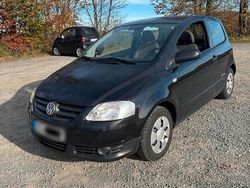 Schwarz Gebraucht 2010 VW Fox Kleinwagen | 2.200 € (Fairer Preis)