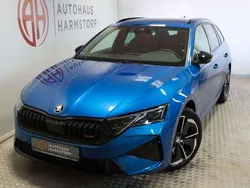 Race blau metallic Gebraucht 2024 Skoda Octavia RS Kombi | 39.990 € (Guter Preis)