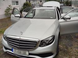 Grau Gebraucht 2018 Mercedes E220 Limousine | 23.000 € (Fairer Preis)