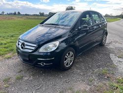 Schwarz Gebraucht 2010 Mercedes B160 Van / Kleinbus | 1.900 €