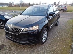 Schwarz Gebraucht 2019 Skoda Karoq Ambition SUV | 14.800 € (Guter Preis)