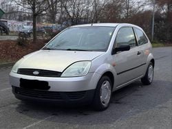Grau Gebraucht 2004 Ford Fiesta Kleinwagen | 500 € (Guter Preis)