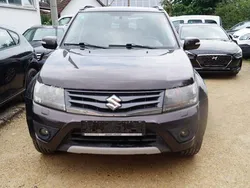 Braun Gebraucht 2014 Suzuki Grand Vitara SUV | 7.490 € (Fairer Preis)