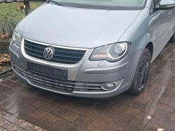 Grau Gebraucht 2009 VW Touran Van / Kleinbus | 2.650 € (Superpreis)