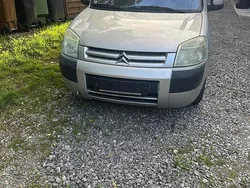 Silber Gebraucht 2003 Citroën Berlingo Van / Kleinbus | 1.499 €