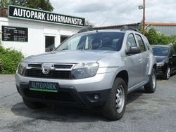 Grau Gebraucht 2011 Dacia Duster Lauréate SUV | 7.500 € (Fairer Preis)