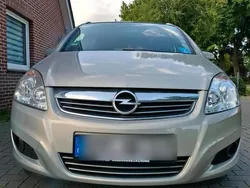 Silber Gebraucht 2008 Opel Zafira Van / Kleinbus | 1.950 € (Fairer Preis)