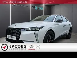 Weiß Neu 2024 DS Automobiles DS4 Performance Limousine | 28.390 € (Superpreis)
