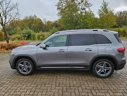 Grau Gebraucht 2021 Mercedes GLB220 AMG line SUV | 31.490 € (Superpreis)
