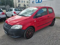 Tornadorot Gebraucht 2010 VW Fox Basis Kleinwagen | 2.800 € (Fairer Preis)