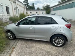 Silber Gebraucht 2019 Kia Rio DREAM-TEAM Edition Limousine | 12.000 € (Fairer Preis)