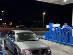 Andere farben Gebraucht 2001 VW Passat Limousine | 750 € (Guter Preis)