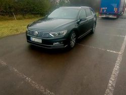 Schwarz Gebraucht 2015 VW Passat R-line Limousine | 9.500 € (Teuer)