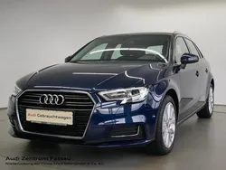 Kosmosblau metallic Gebraucht 2019 Audi A3 Design Limousine | 17.290 € (Guter Preis)