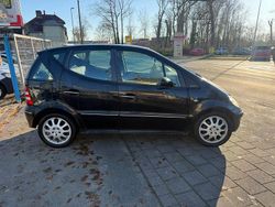 Schwarz Gebraucht 2001 Mercedes A190 Kleinwagen | 1.900 € (Fairer Preis)