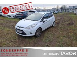 Frostweiß Gebraucht 2012 Ford Fiesta Titanium Kleinwagen | 2.385 € (Guter Preis)