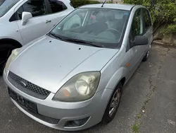 Blau Gebraucht 2006 Ford Fiesta Trend Kleinwagen | 1.190 € (Guter Preis)