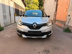 Grau Gebraucht 2017 Renault Captur Intens SUV | 10.700 € (Guter Preis)