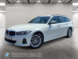 Weiß Gebraucht 2023 BMW 318 Shadowline Kombi | 30.570 € (Fairer Preis)