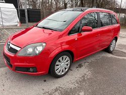 Rot Gebraucht 2007 Opel Zafira Cosmo Van / Kleinbus | 1.590 € (Superpreis)