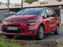 Rot Gebraucht 2015 Citroën C4 Picasso Van / Kleinbus | 7.500 € (Etwas zu teuer)