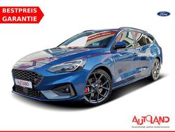 Performance blau (metallic) Gebraucht 2021 Ford Focus ST Kombi | 25.450 € (Guter Preis)