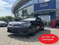 Grenadillschwarz Neu 2024 VW Passat R-line Kombi | 54.900 € (Guter Preis)