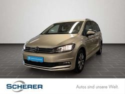 Ivory silver metallic (metallic) Gebraucht 2024 VW Touran Move Van / Kleinbus | 31.500 € (Guter Preis)