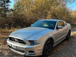 Silber Gebraucht 2013 Ford Mustang Coupé | 15.500 € (Teuer)