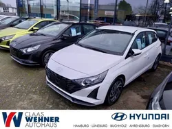Weiss Neu 2024 Hyundai i20 Trend Limousine | 20.970 € (Guter Preis)