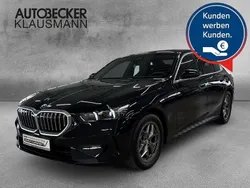Schwarz Gebraucht 2024 BMW 520 Comfort Edition Limousine | 52.217 € (Guter Preis)