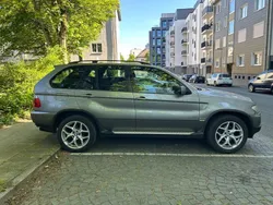 Grau Gebraucht 2005 BMW X5 Exclusive SUV | 3.700 €