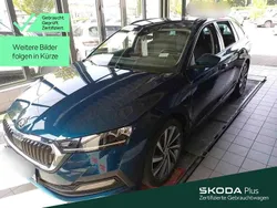 Blau Gebraucht 2022 Skoda Octavia Ambition Kombi | 22.430 € (Guter Preis)