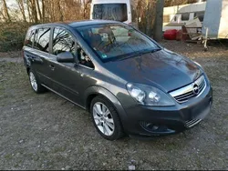 Gebraucht 2014 Opel Zafira Van / Kleinbus | 6.500 €