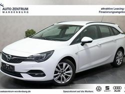 Schneeweiss Gebraucht 2021 Opel Astra Edition Kombi | 12.440 € (Etwas zu teuer)