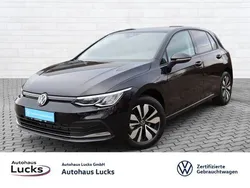 Deep black perleffekt Gebraucht 2024 VW Golf VIII Move Limousine | 28.932 € (Fairer Preis)