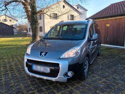 Grau Gebraucht 2010 Peugeot Partner Tepee Van / Kleinbus | 3.950 € (Guter Preis)