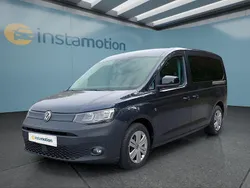 Blau Gebraucht 2022 VW Caddy Maxi Van / Kleinbus | 22.499 € (Teuer)