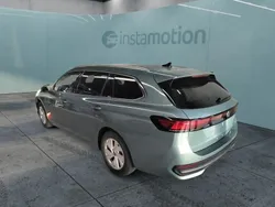 Grün Gebraucht 2024 VW Passat Business Kombi | 34.850 € (Etwas zu teuer)