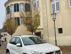 Weiß Gebraucht 2011 VW Tiguan SUV | 9.000 € (Fairer Preis)