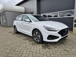 Weiß Neu 2025 Hyundai i30 Kombi | 23.990 € (Fairer Preis)