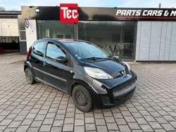Schwarz Gebraucht 2012 Peugeot 107 Active Kleinwagen | 3.000 € (Guter Preis)