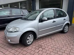 Silber Gebraucht 2005 Citroën C3 Style Kleinwagen | 2.650 € (Fairer Preis)